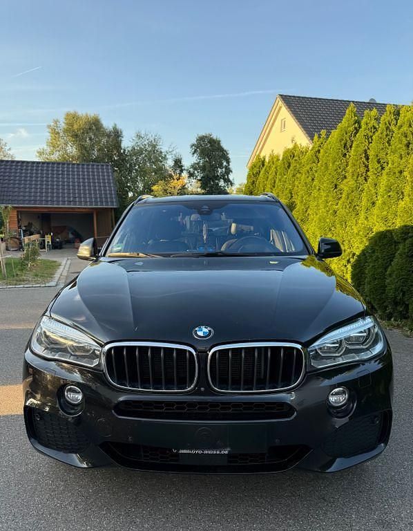 Schwarz Gebraucht 2018 BMW X5 Sport Line SUV | 28.200 € (Superpreis) - Bild 1/4