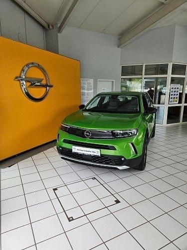 Grün Gebraucht 2022 Opel Mokka-e Elegance SUV | 16.900 € (Fairer Preis) - Bild 1/4
