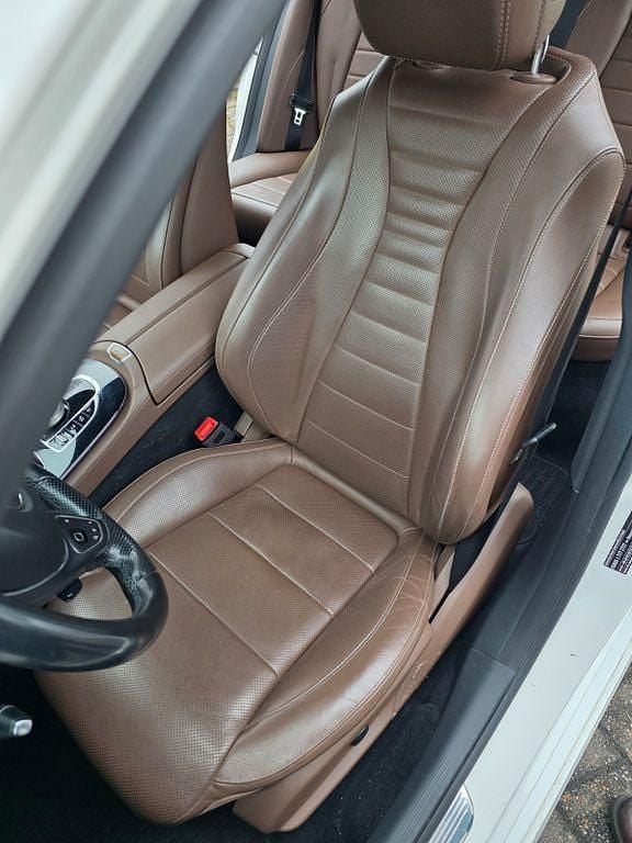 Gebraucht Mercedes E220 Exclusive 194 PS (142 kW) 2017 Weiß Kombi