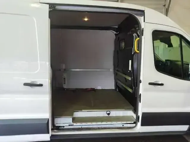Używany Ford Transit 230 KM (169 kW) 2017 Biały Minivan