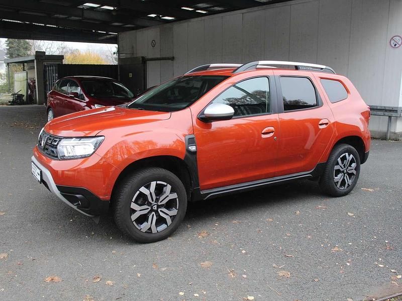 Orange Gebraucht 2022 Dacia Duster Prestige SUV | 15.490 € (Guter Preis) - Bild 1/4