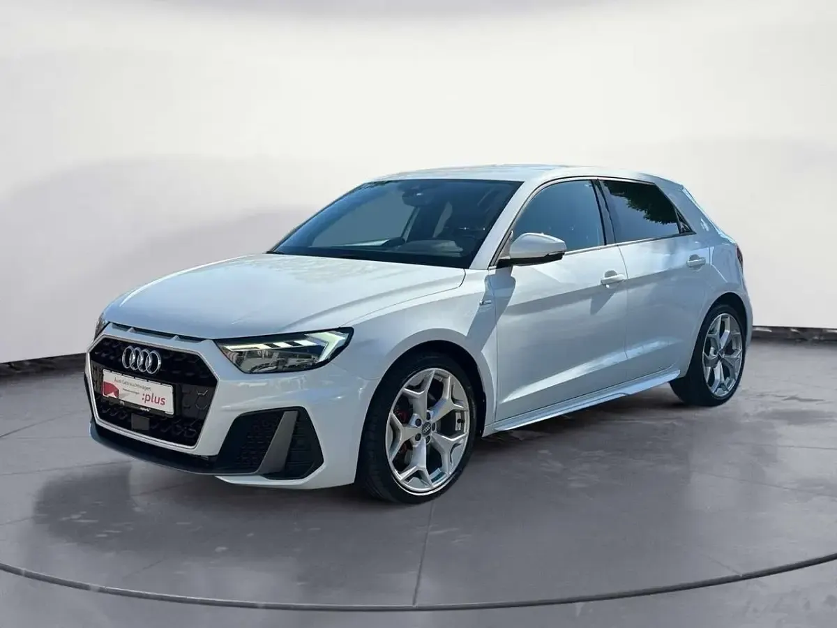 Gebraucht Audi A1 S-Line 200 PS (147 kW) 2020 Gletscherweiß metallic SUV