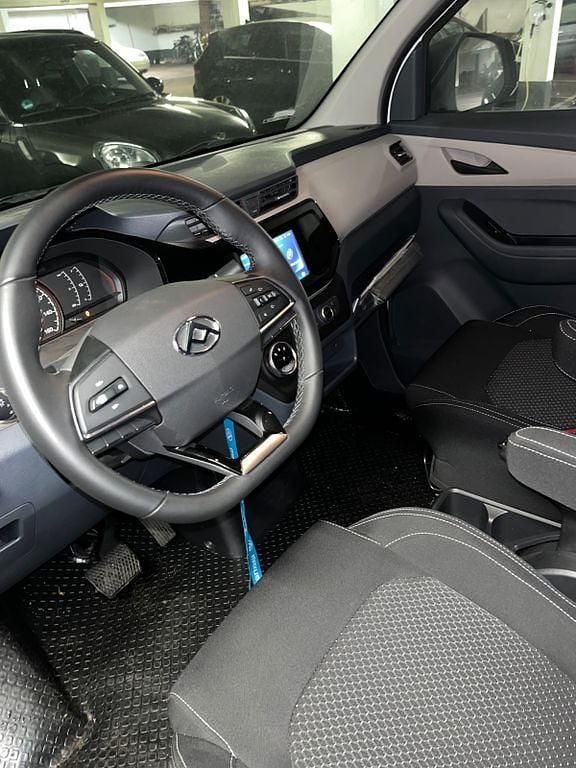 Neu Maxus eDeliver 3 117 kW (160 PS) 2025 Weiß Van