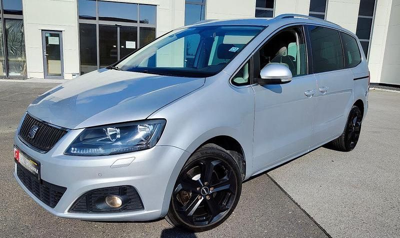 Silber Gebraucht 2014 Seat Alhambra Style Van / Kleinbus | 9.800 € (Fairer Preis) - Bild 1/4