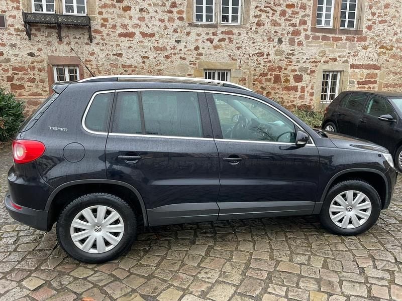 Gebraucht VW Tiguan 150 PS (110 kW) 2011 Schwarz SUV