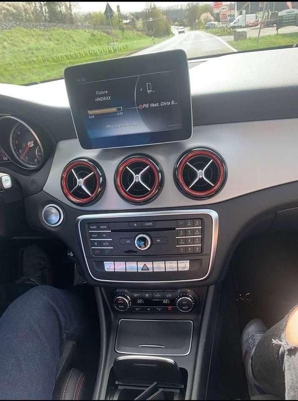 Gebraucht Mercedes CLA250 AMG line 218 PS (160 kW) 2018 Limousine