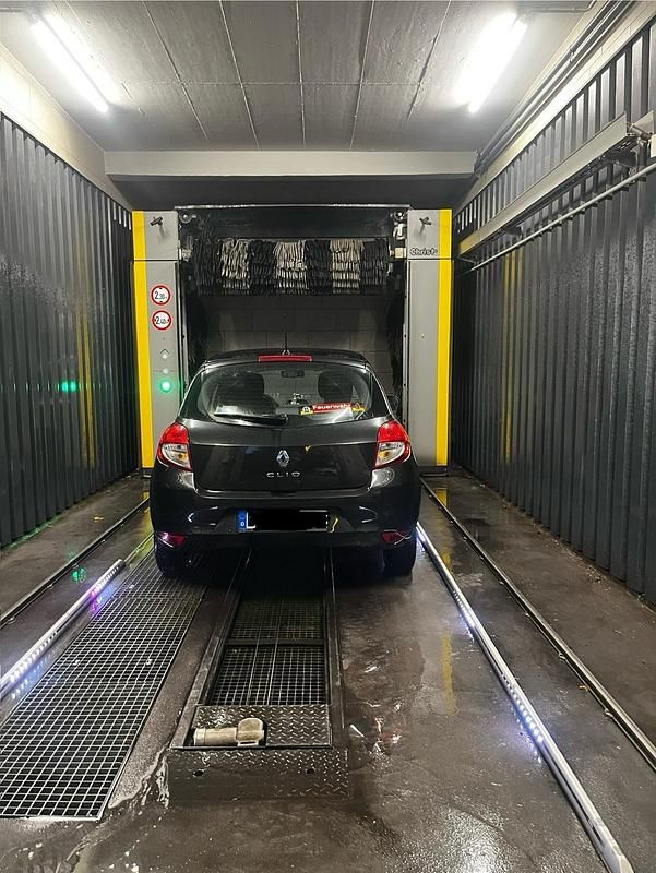 Gebraucht Renault Clio II 2009 Schwarz Limousine