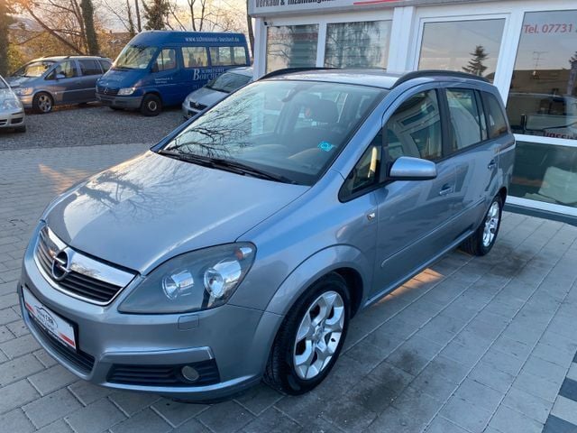 Opel Zafira Tourer 1.4 Turbo Edition 7-SITZER / NAVI / AHK gebraucht kaufen  in Singen Preis 14980 eur - Int.Nr.: 1308 VERKAUFT