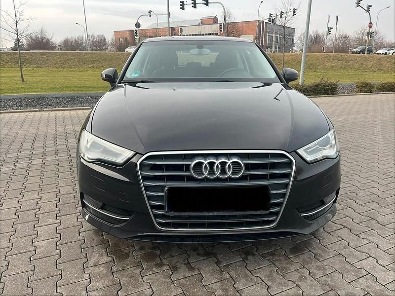 Gebraucht Audi A3 122 PS (89 kW) 2014 Braun Limousine