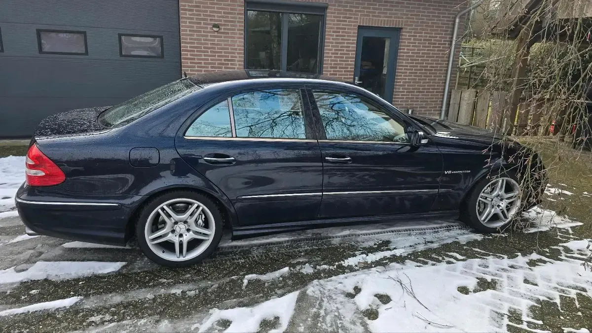 Gebraucht Mercedes E55 AMG AMG 476 PS (350 kW) 2003 Schwarz Limousine