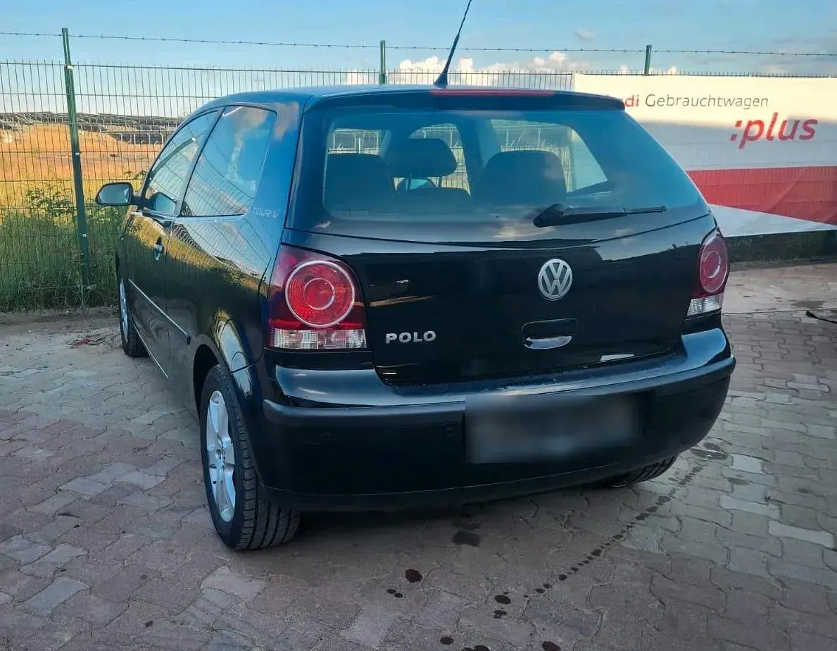 Gebraucht VW Polo 60 PS (44 kW) 2007 Schwarz Kleinwagen