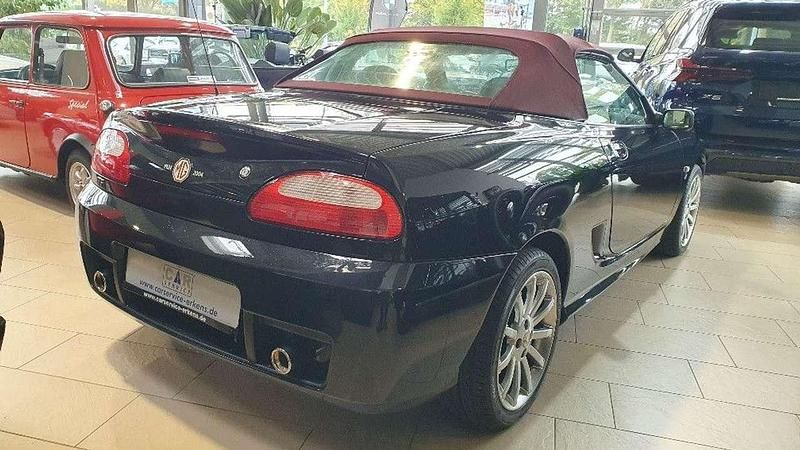 Gebraucht MG TF 136 PS (100 kW) 2004 Schwarz Cabrio