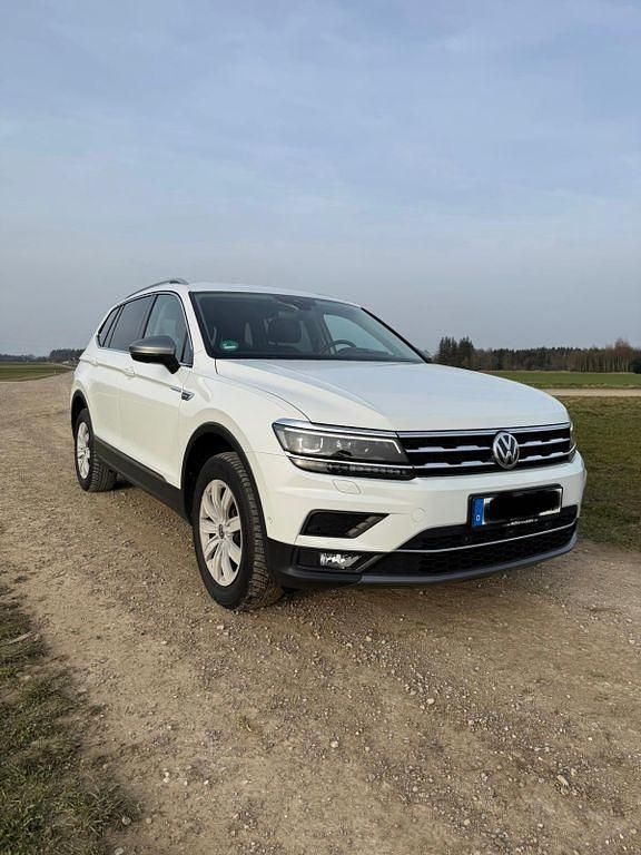 Gebraucht VW Tiguan Allspace 200 PS (147 kW) 2021 Weiß SUV
