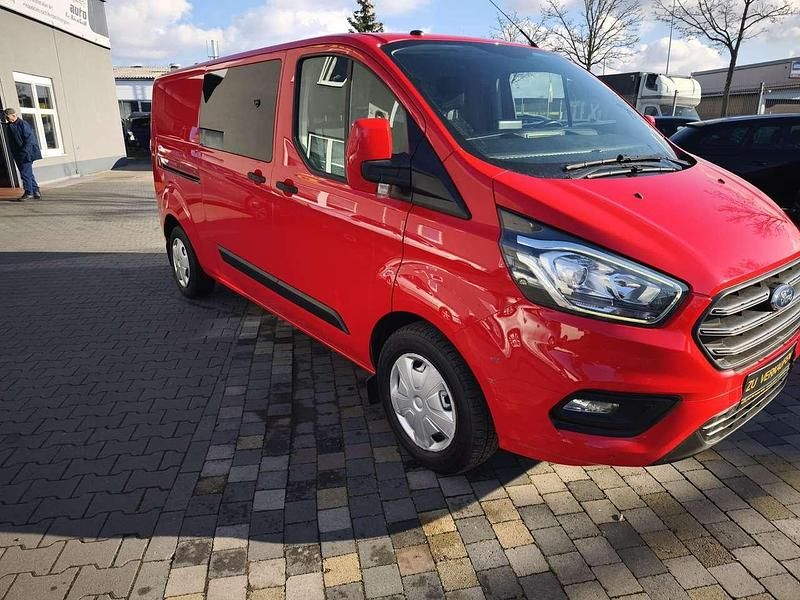 Race red Gebraucht 2018 Ford Transit Custom Trend Van / Kleinbus | 14.500 € (Superpreis) - Bild 1/4