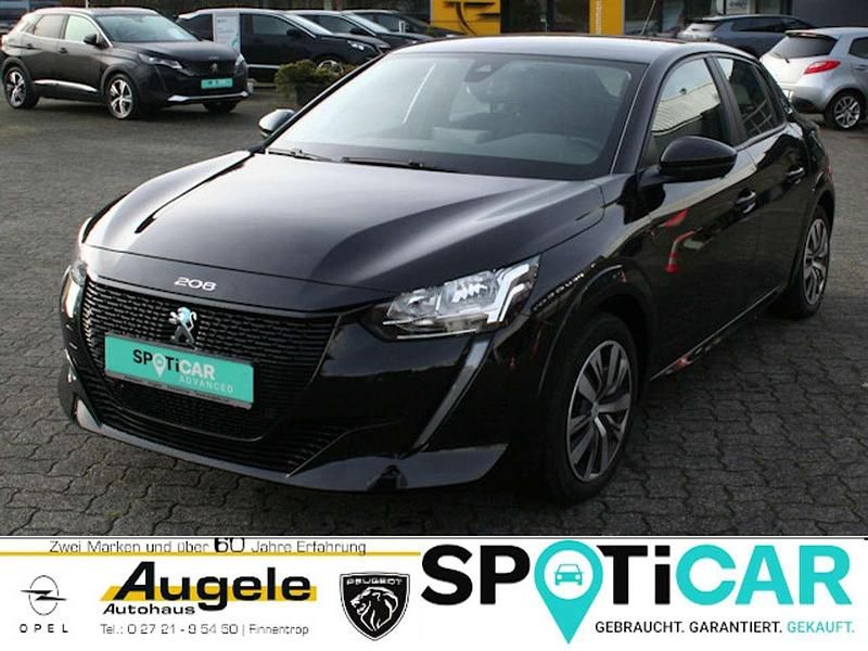 Gebraucht Peugeot e-208 Active 100 kW (136 PS) 2021 Schwarz Kleinwagen