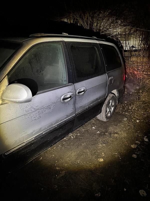 Gebraucht Kia Carnival 144 PS (105 kW) 2006 Van / Kleinbus