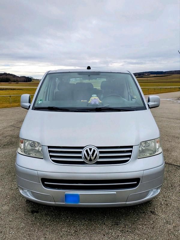 Gebraucht VW T5 131 PS (96 kW) 2007 Silber Van