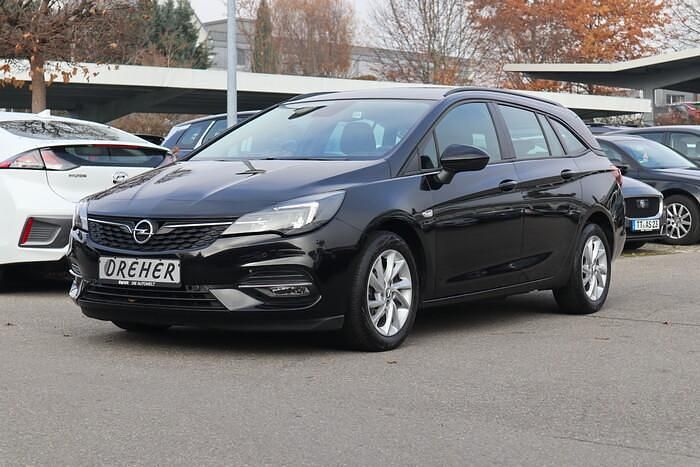 Onyx schwarz Gebraucht 2021 Opel Astra Edition Kombi | 14.469 € (Fairer Preis) - Bild 1/4