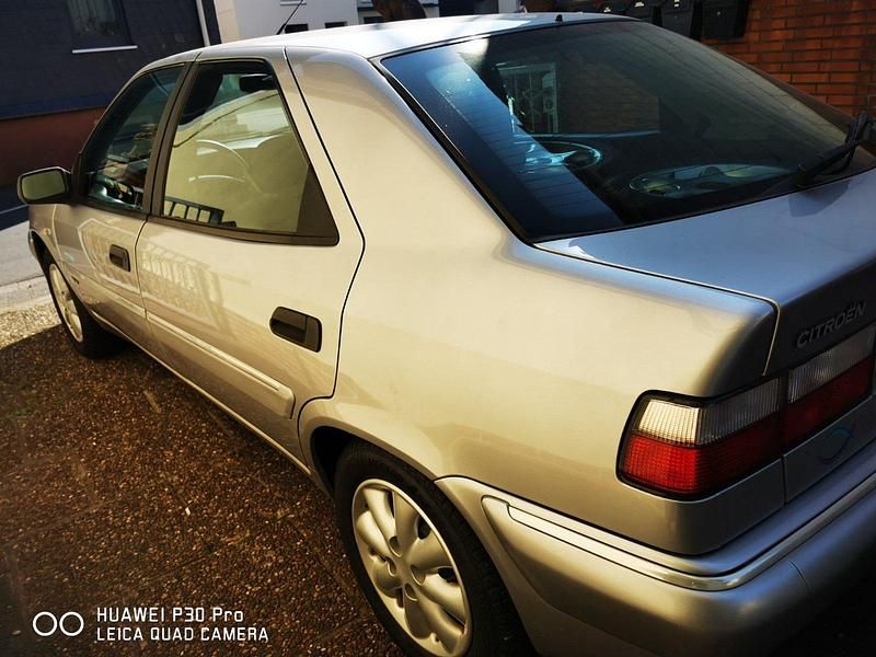 Gebraucht Citroën Xantia 110 PS (80 kW) 1999 Silber Limousine