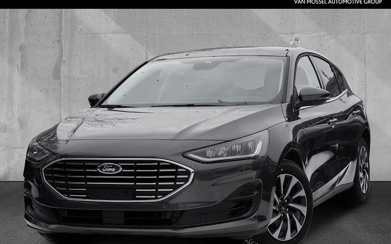 Neu Ford Focus Titanium 155 PS (114 kW) 2026 Grau Limousine