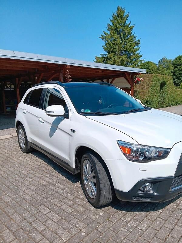 Weiß Gebraucht 2012 Mitsubishi ASX Instyle SUV | 6.600 € (Guter Preis) - Bild 1/4