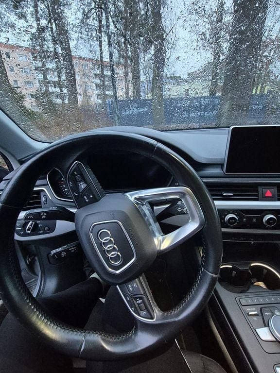 Gebraucht Audi A4 Sport 150 PS (110 kW) 2017 Grau Kombi