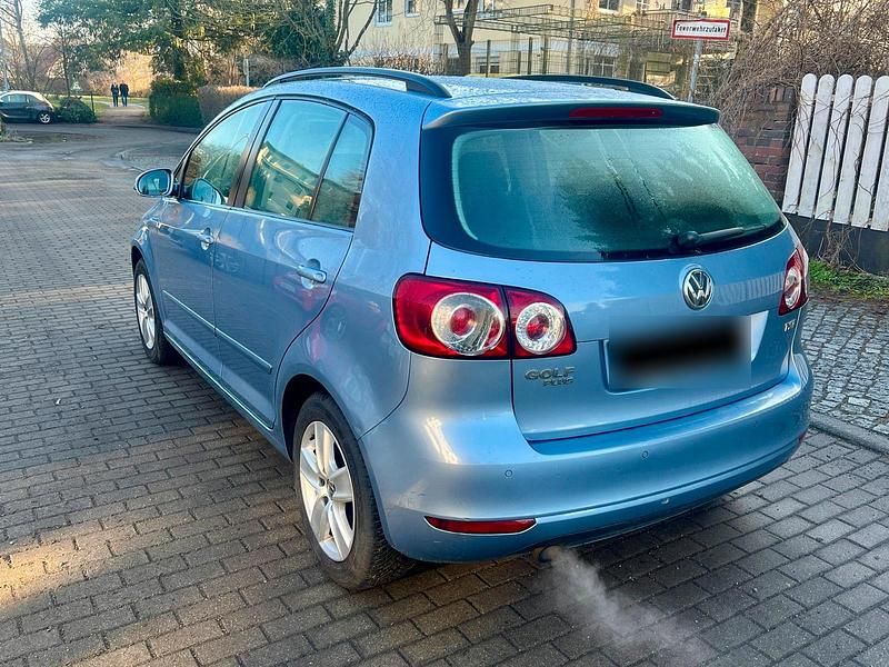 Gebraucht VW Golf Plus 105 PS (77 kW) 2010 Blau Van / Kleinbus