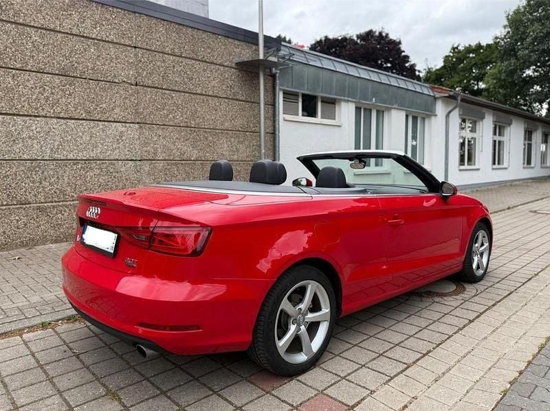 Rot Gebraucht 2015 Audi A3 Cabriolet Ambiente Cabrio | 16.700 € - Bild 1/4