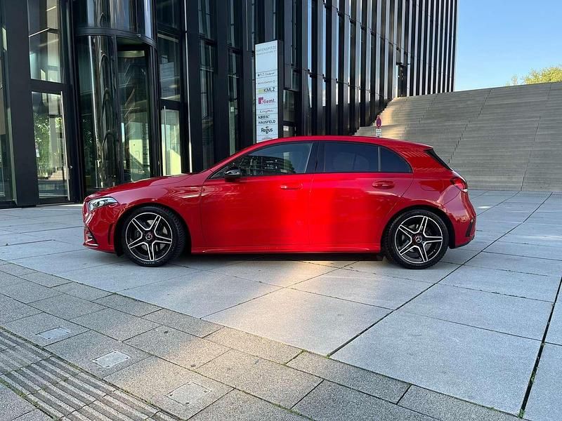 Gebraucht Mercedes A220 AMG line 190 PS (139 kW) 2019 Rot Limousine