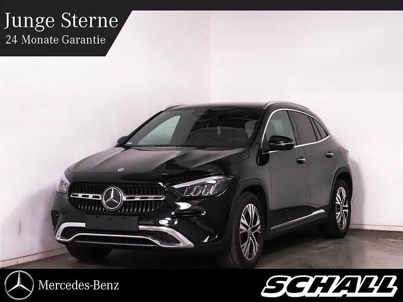 Schwarz Gebraucht 2024 Mercedes GLA220 SUV | 44.988 € (Fairer Preis) - Bild 1/4