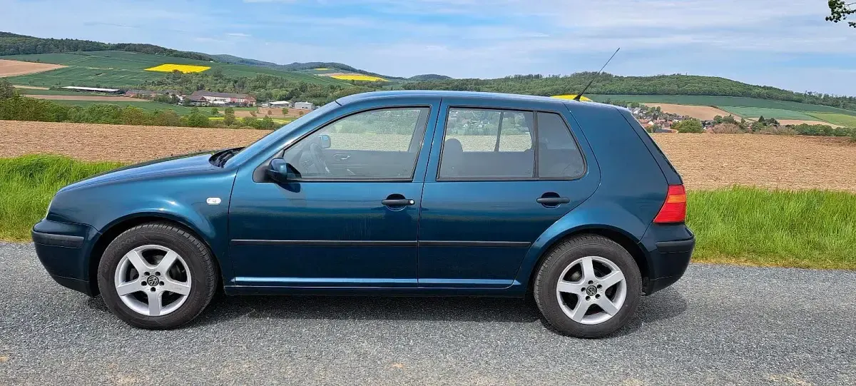 Gebraucht VW Golf IV 75 PS (55 kW) 2003 Grün Limousine
