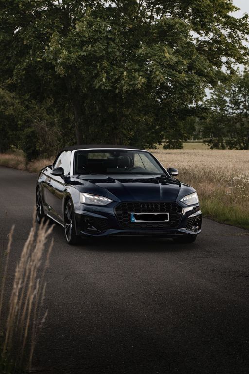 Blau Gebraucht 2025 Audi A5 Cabriolet Competition Cabrio | 52.990 € (Guter Preis) - Bild 1/4