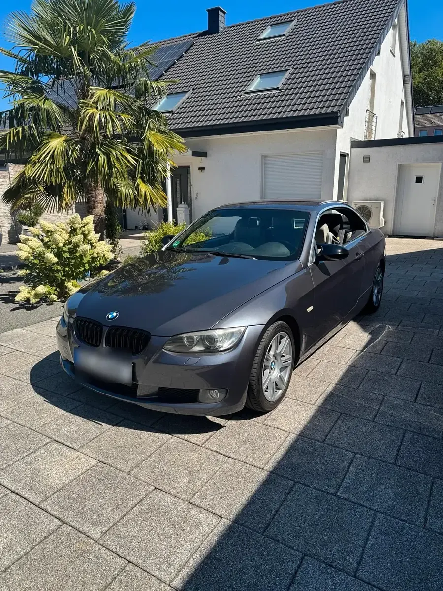 Gebraucht BMW 325 Cabriolet 197 PS (144 kW) 2007 Grau Cabrio
