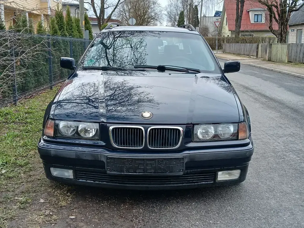 Gebraucht BMW 320 Performance 150 PS (110 kW) 1997 Blau Kombi