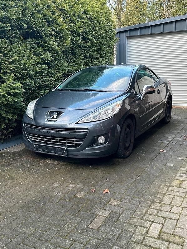 Gebraucht Peugeot 207 CC 120 PS (88 kW) 2011 Cabrio