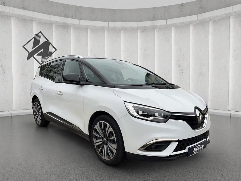 Weiss 369 + schwarz gne Gebraucht 2022 Renault Grand Scénic IV Van / Kleinbus | 23.790 € (Fairer Preis) - Bild 1/4