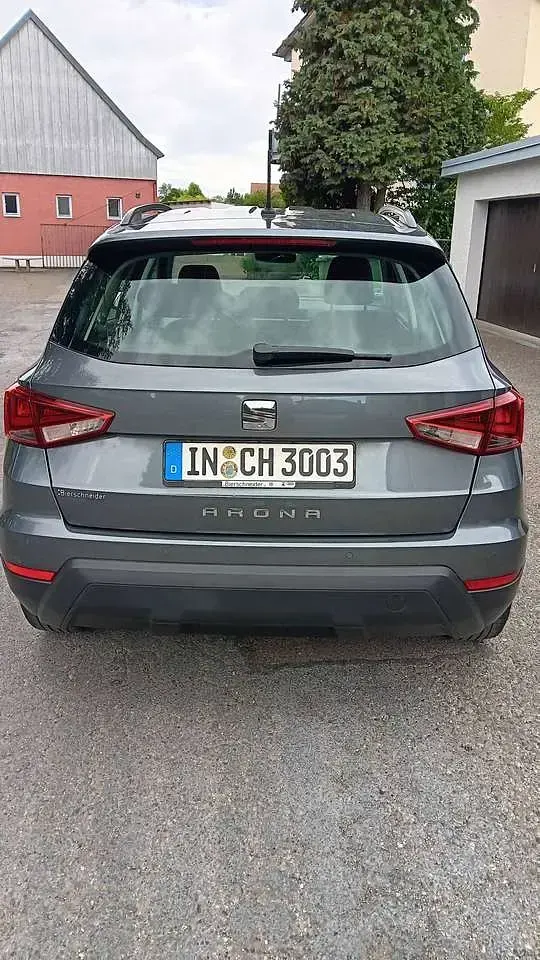 Gebraucht Seat Arona Style 95 PS (69 kW) 2018 Grau SUV
