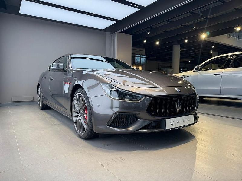 Gebraucht Maserati Ghibli 581 PS (427 kW) 2022 Grau Limousine