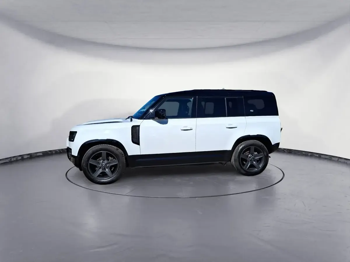 Gebraucht Land Rover Defender SE Dynamic 200 PS (147 kW) 2022 SUV