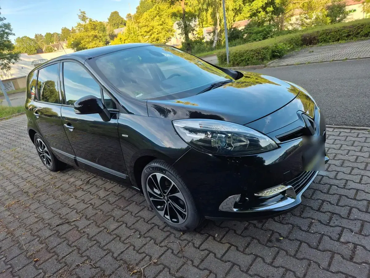 Gebraucht Renault Scénic III 103 PS (75 kW) 2014 Schwarz SUV