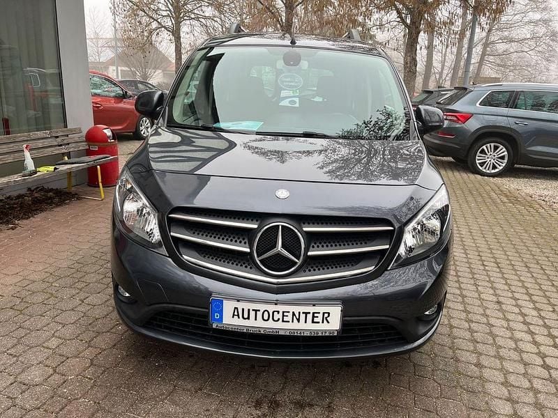 Gebraucht Mercedes Citan 111 110 PS (80 kW) 2018 Grau Kombi