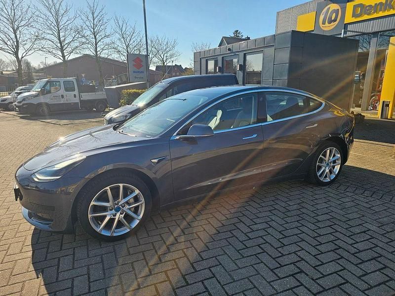 Gebraucht Tesla Model 3 225 kW (306 PS) 2019 Grau Limousine