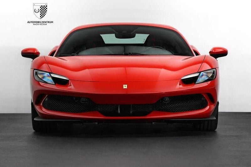 Gebraucht Ferrari 296 829 PS (609 kW) 2024 Rot Cabrio