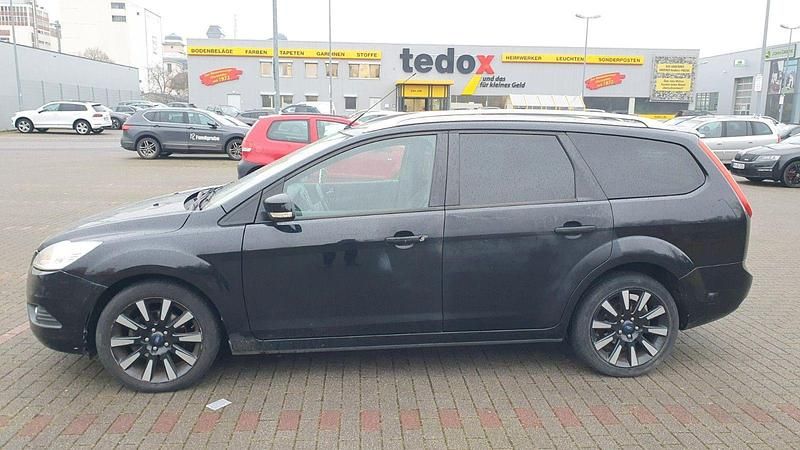 Second-hand Ford Focus 125 CP (91 kW) 2009 Negru Break