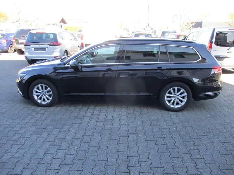 Gebraucht VW Passat 150 PS (110 kW) 2015 Schwarz Kombi