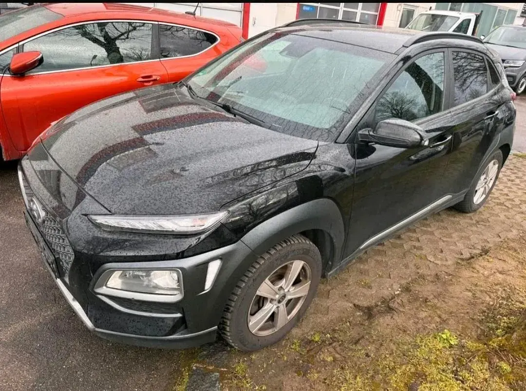 Gebraucht Hyundai Kona 136 PS (100 kW) 2019 Schwarz SUV