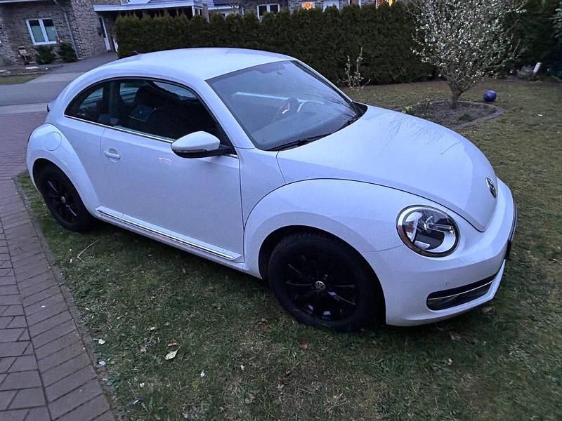 Gebraucht VW Beetle 105 PS (77 kW) 2014 Weiß Kleinwagen