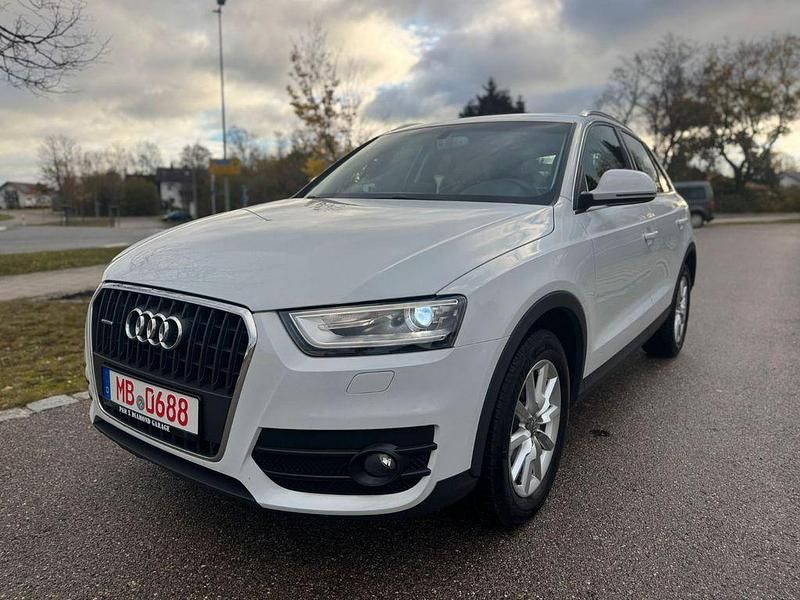 Weiß Gebraucht 2013 Audi Q3 Ambiente SUV | 11.700 € (Fairer Preis) - Bild 1/4