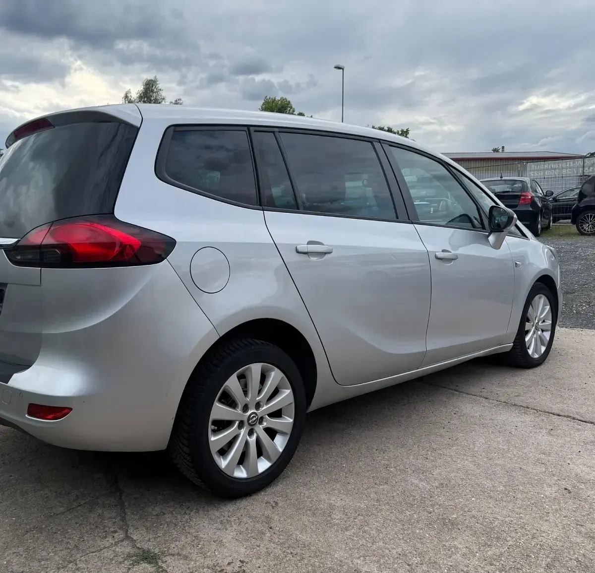 Gebraucht Opel Zafira 170 PS (125 kW) 2017 Silber Van / Kleinbus