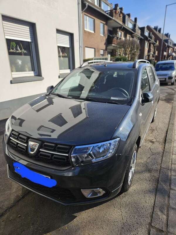 Gebraucht 2018 Dacia Logan Lauréate Limousine | 6.650 € (Superpreis) - Bild 1/4